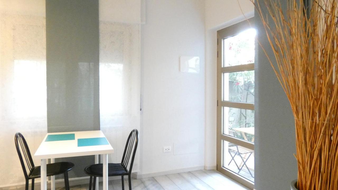 Buenretirope - Confortevoli Appartamentini Con Giardino Пескара Екстериор снимка
